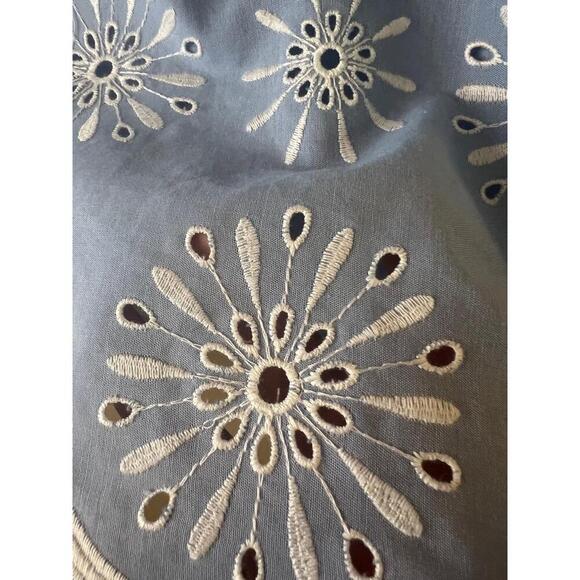 Talbots Blue White Eyelet Chambray Scalloped Hem Knee Length ALine Skirt 10 - Picture 9 of 9